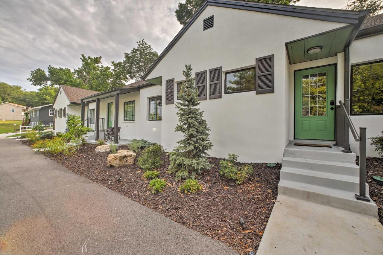 Downtown Branson Cottage With Pool Access! Exterior photo
