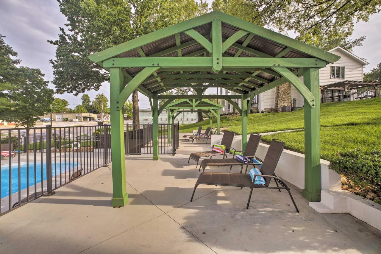 Downtown Branson Cottage With Pool Access! Exterior photo